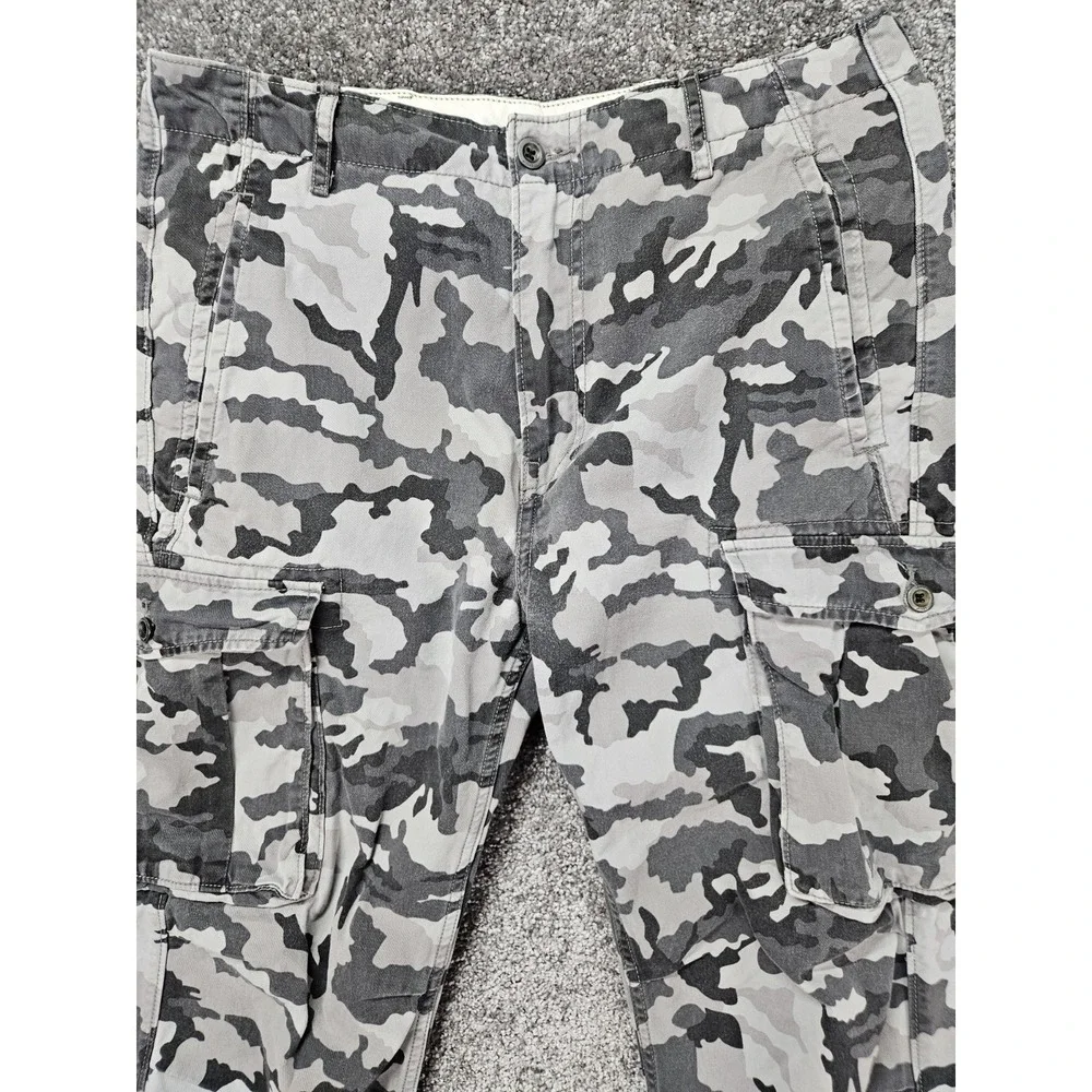 Levi's Ace Cargo Pants Men's Fits 32x29 Tag 32x32 Gray Camo White Tab Utility